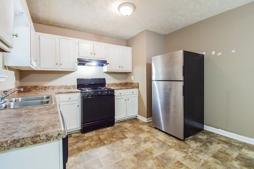 Building Photo - 2187 Chestnut Bend