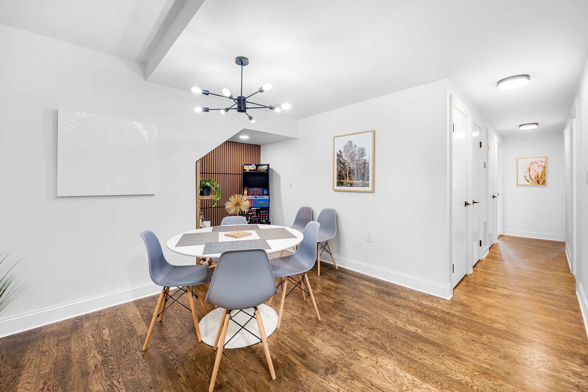 Building Photo - 21 Andrew Pl