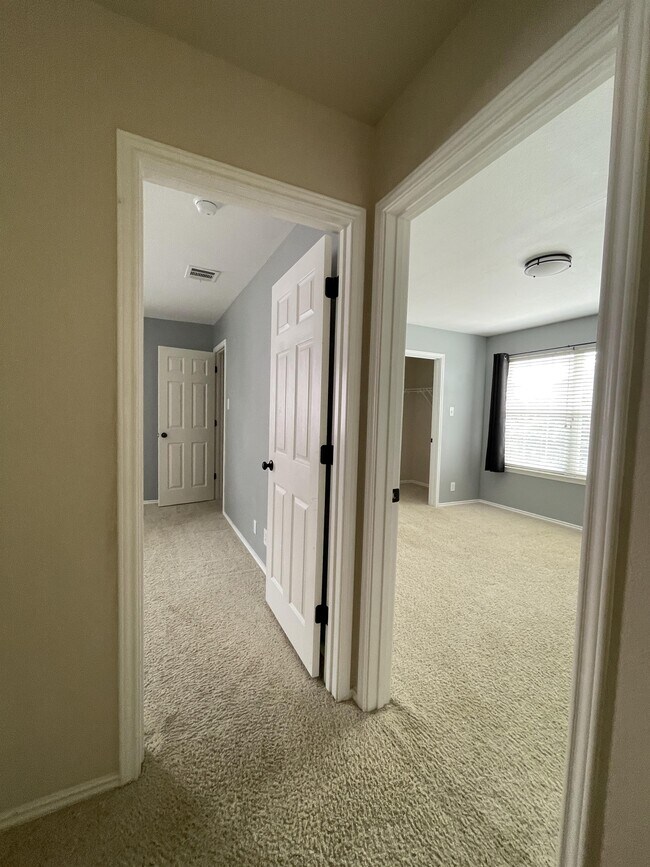 Building Photo - 4219 Whitney Green Dr