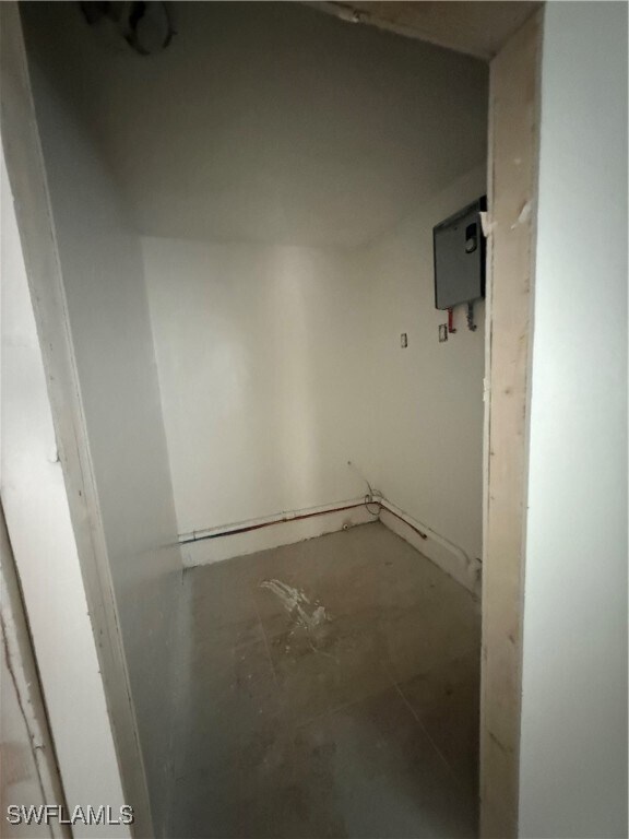 Building Photo - 5460 Bayshore Rd