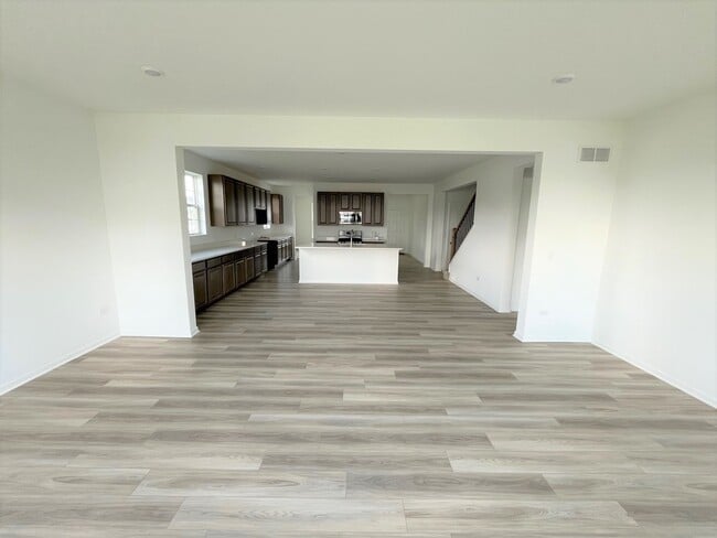 Building Photo - 218 Rhinebeck Wy