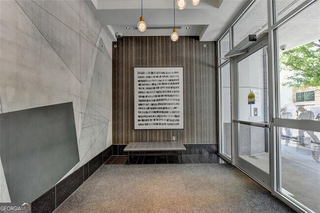Building Photo - 44 Peachtree Pl NE