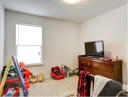 Building Photo - 2205 Sims Dr