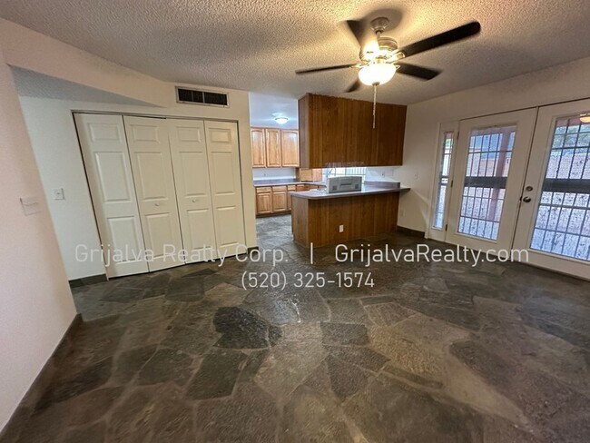 Building Photo - 3505 W Alana Ln
