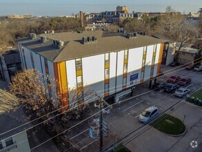 Building Photo - North Campus 1x1 @ University Quarters