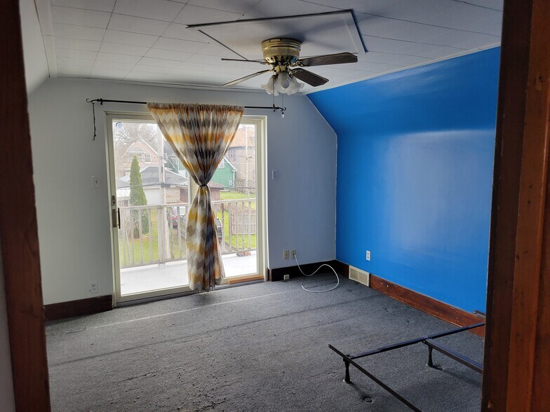 Building Photo - 96 Huetter Ave