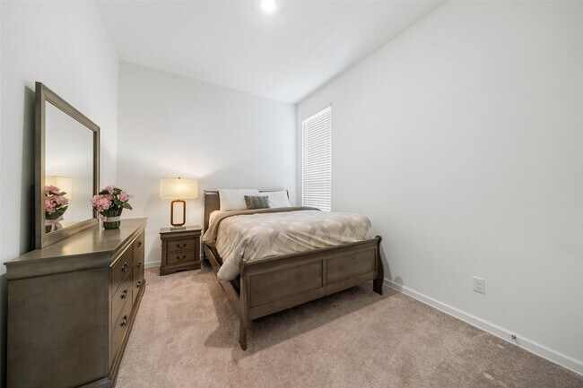 Building Photo - 11107 Willamer St