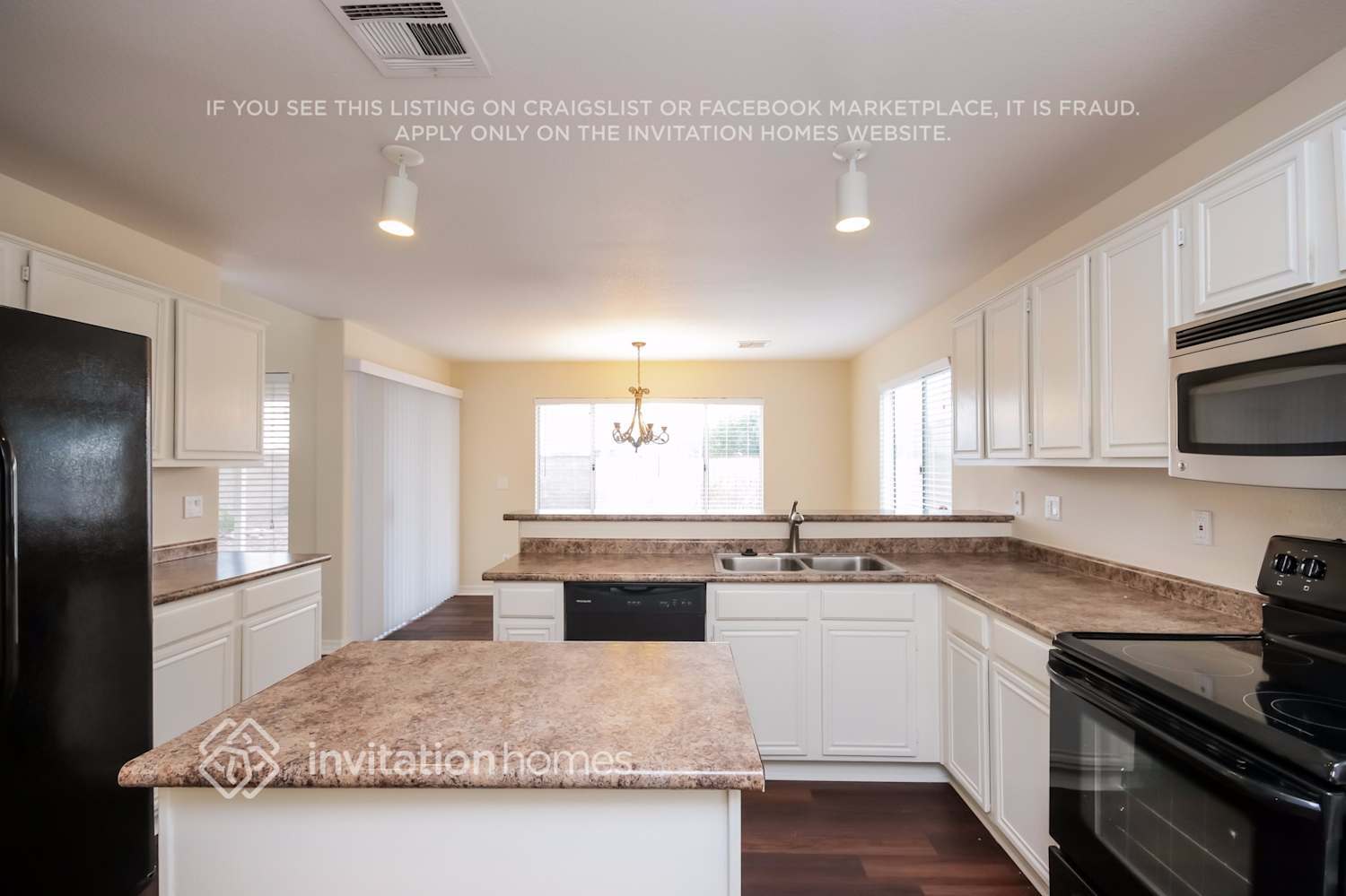 Building Photo - 6887 W Via Del Sol Dr