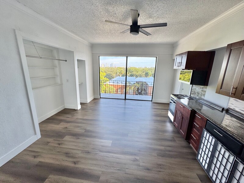 Building Photo - 2109 Bayshore Blvd