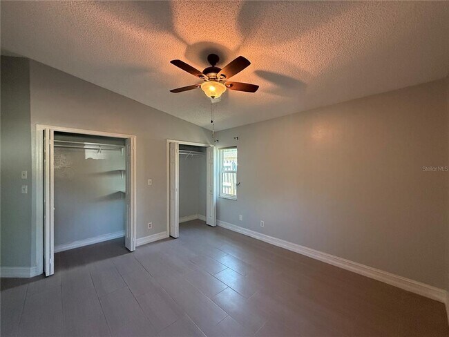 Building Photo - 1164 Engman St