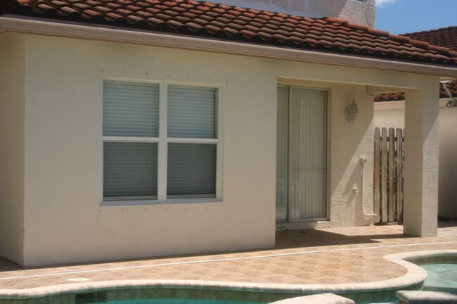 Building Photo - 7588 Parkside Ln