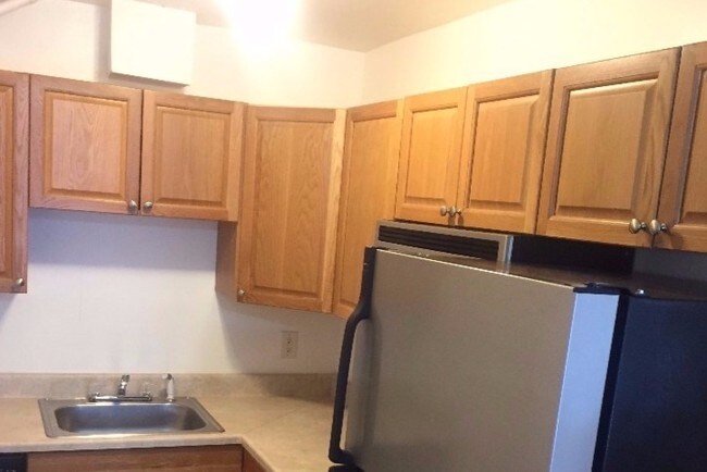 Building Photo - 119 St Laurence Rd