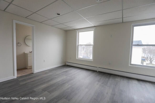 Building Photo - 184-186-186 Broadway