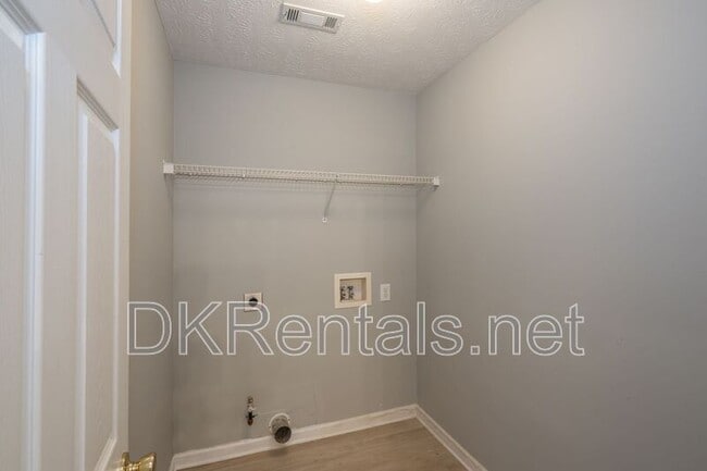 Building Photo - 7040 Magnolia Park Ln NW