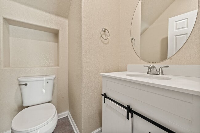 Building Photo - 461 Ashwick Loop