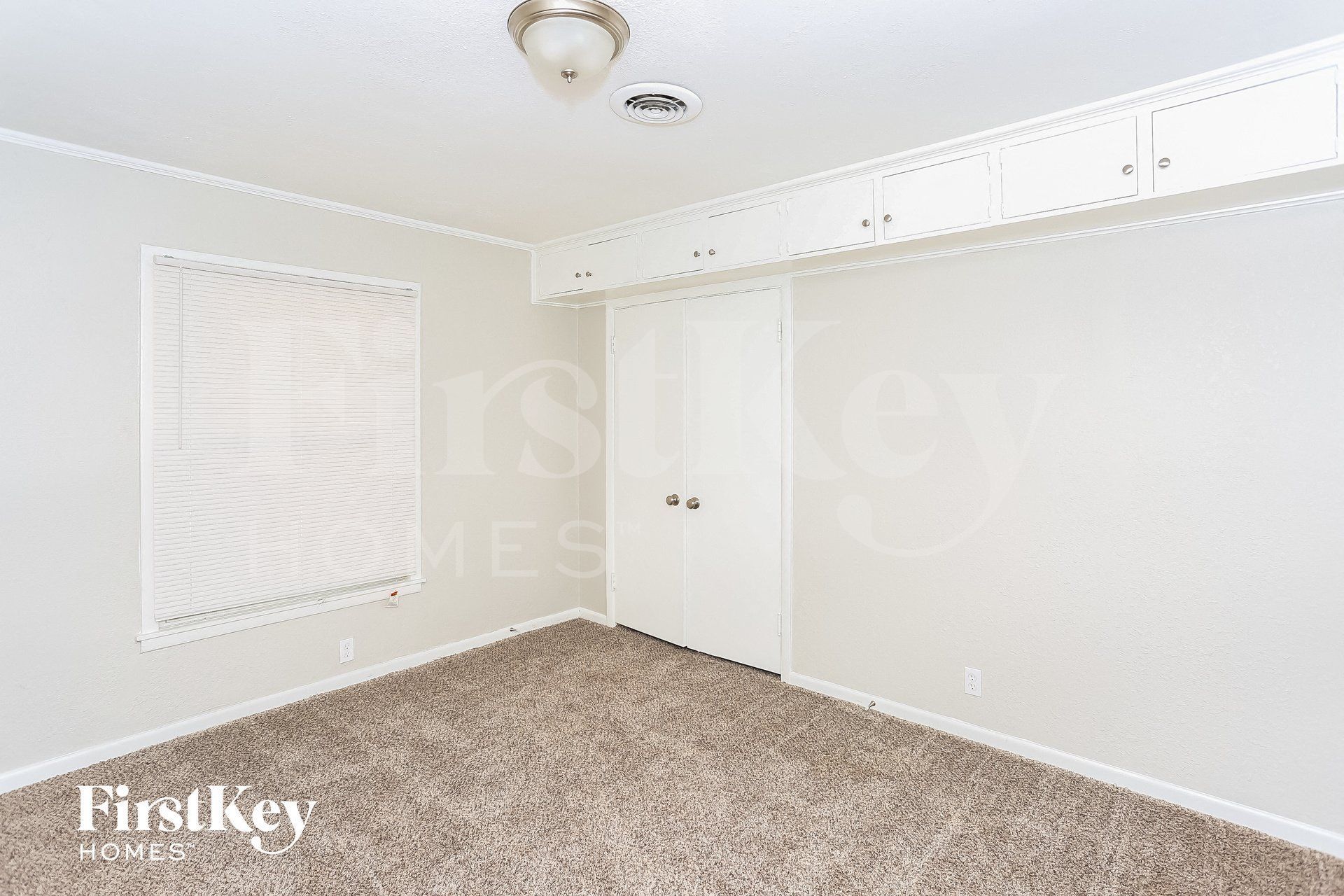 Building Photo - 1624 Oakland Blvd