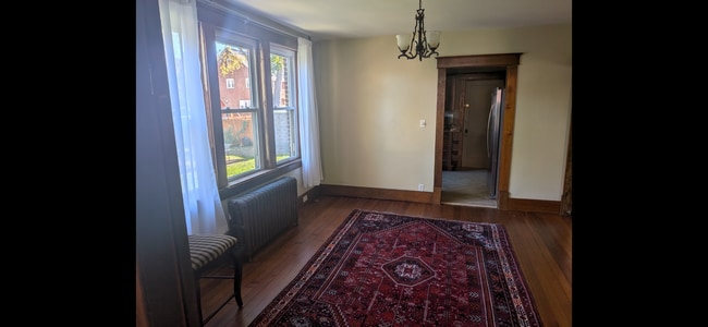 Building Photo - 208 Orchard Pl