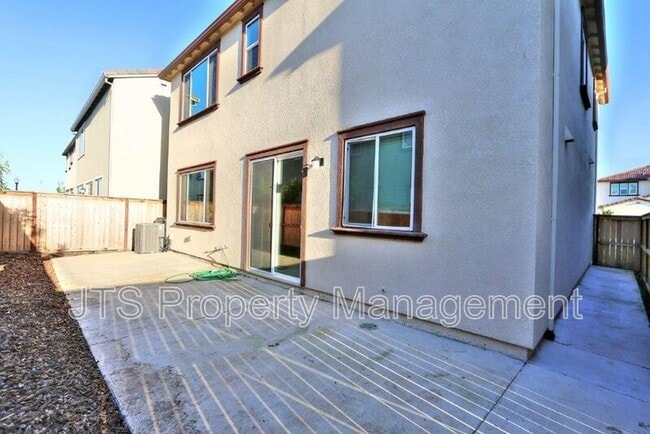 Building Photo - 3513 Birdland Ave