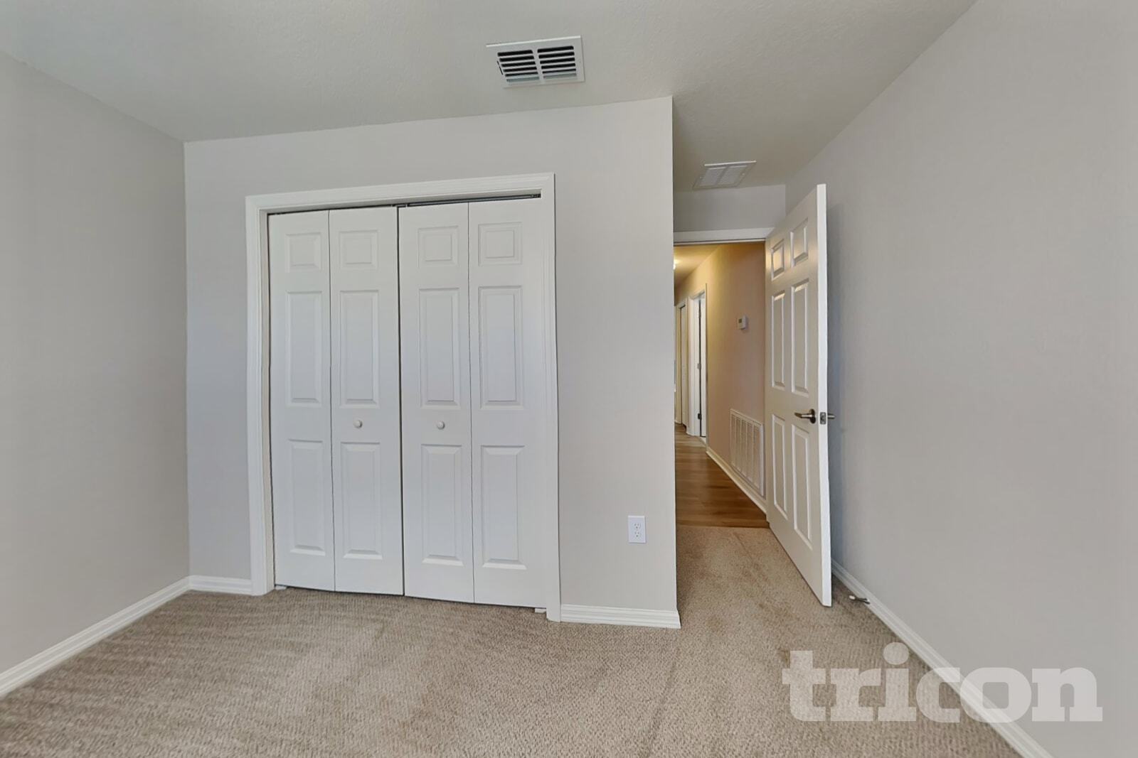 Building Photo - 505 Interlock St