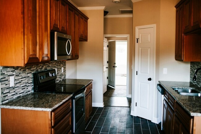 Building Photo - 109 Dickson Marks Rd