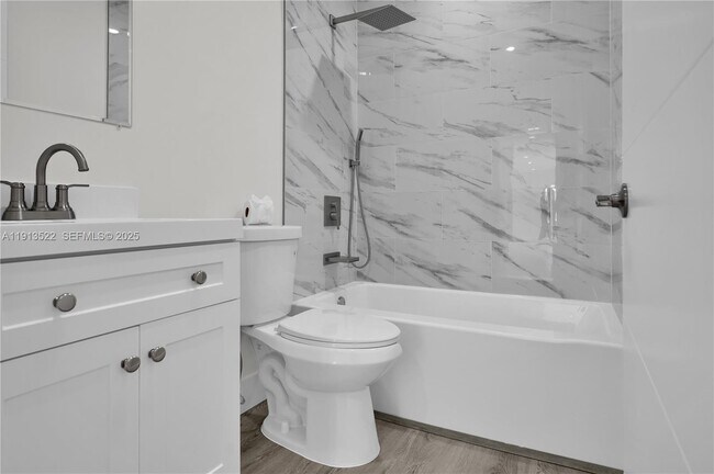 Building Photo - 20127 SW 88th Ct