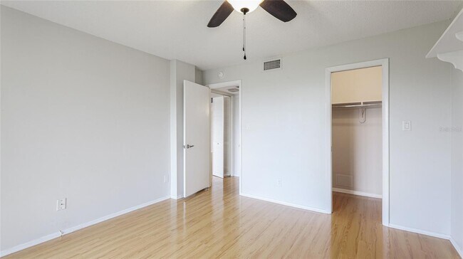 Building Photo - 6124 43rd St W