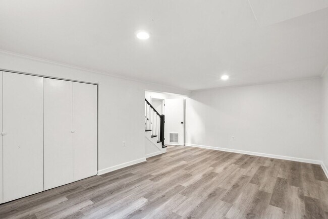 Building Photo - 2200 Windham Ln