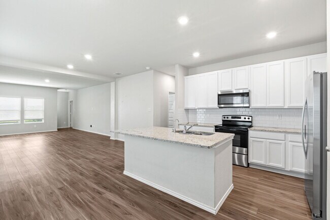 Building Photo - 250 Antelope Vly