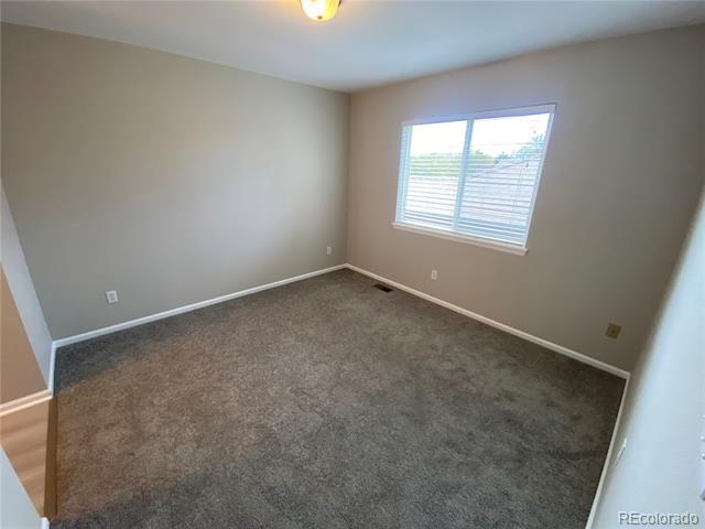 Building Photo - 17148 Moorside Dr