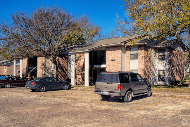 Park Forest Apartments - 200 Cook Rd Liberty TX 77575 | Apartment Finder