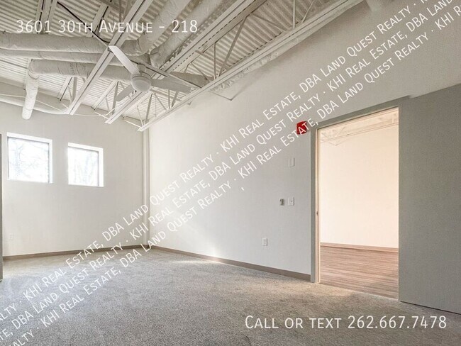 Building Photo - 3601 30th Ave
