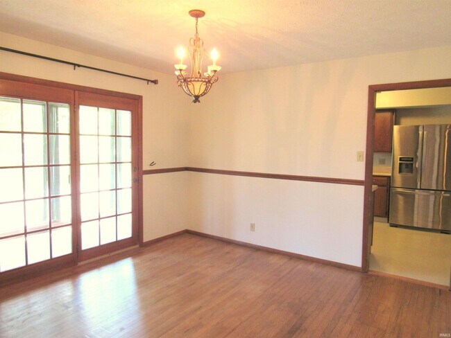Building Photo - 4401 E Cambridge Ct