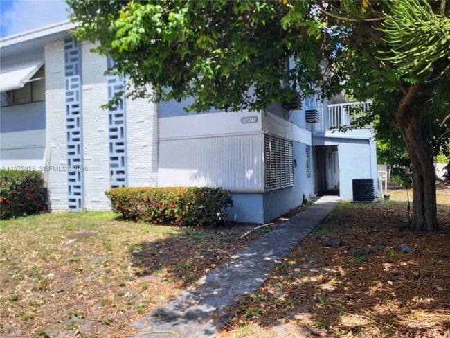 Building Photo - 2201 NE 172nd St