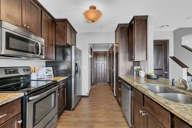 Building Photo - 1244 7th Ave S