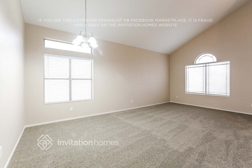 Building Photo - 3905 Meadowlands St