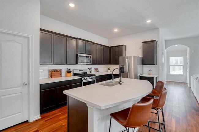 Building Photo - 6533 Cetone Terrace