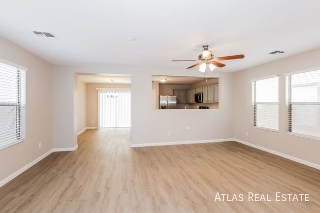 Building Photo - 11171 W Garfield St