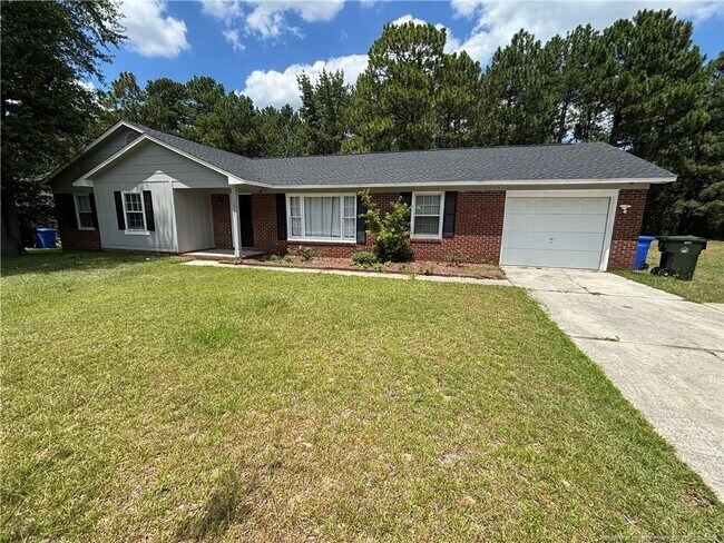 Building Photo - 7546 Beverly Dr