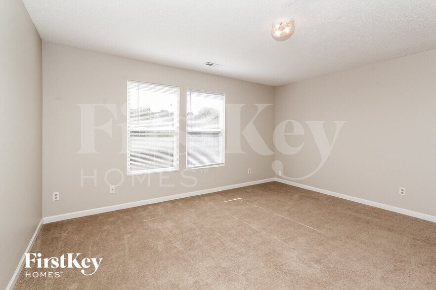 Building Photo - 5512 Hammermill Dr