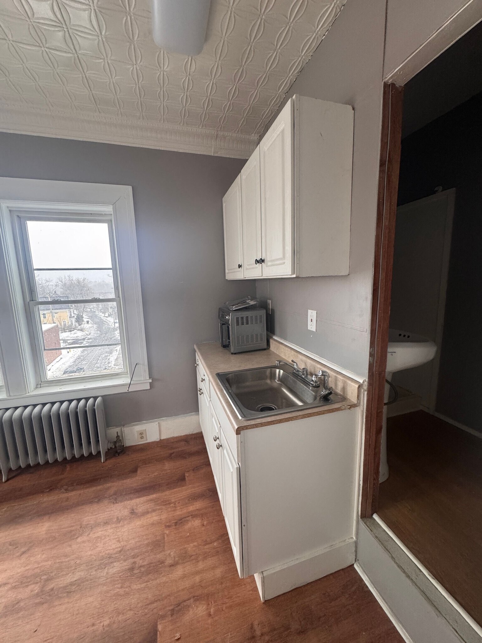 Building Photo - 65 Pleasant St