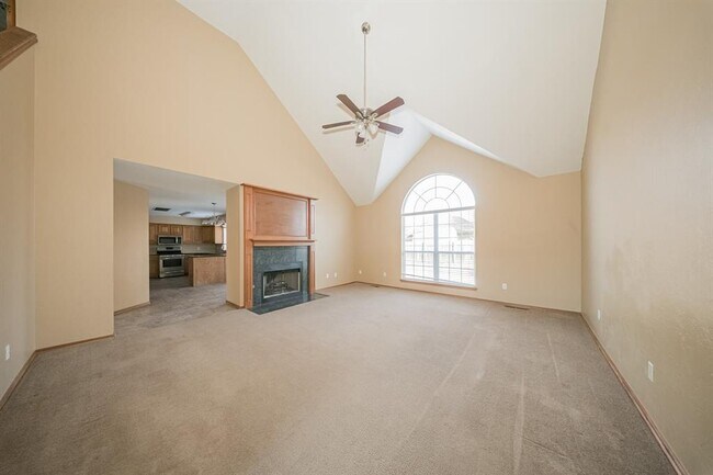 Building Photo - 1141 SW 132nd St