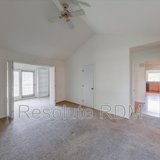 Building Photo - 12001 E 300 S