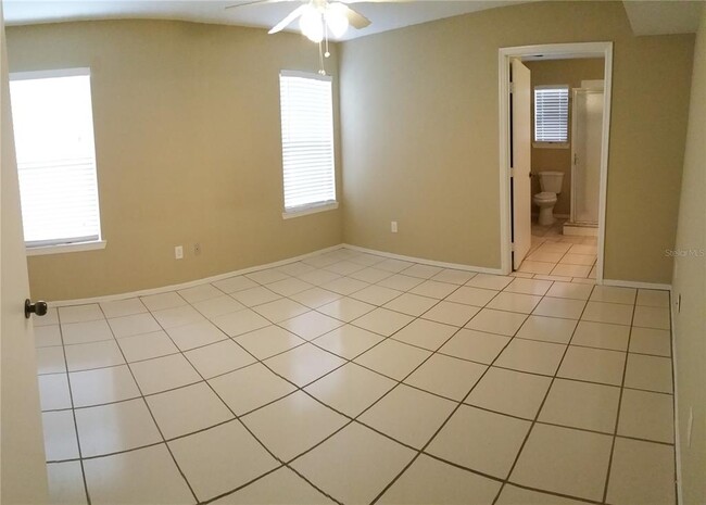 Building Photo - 416 Summit Ridge Pl