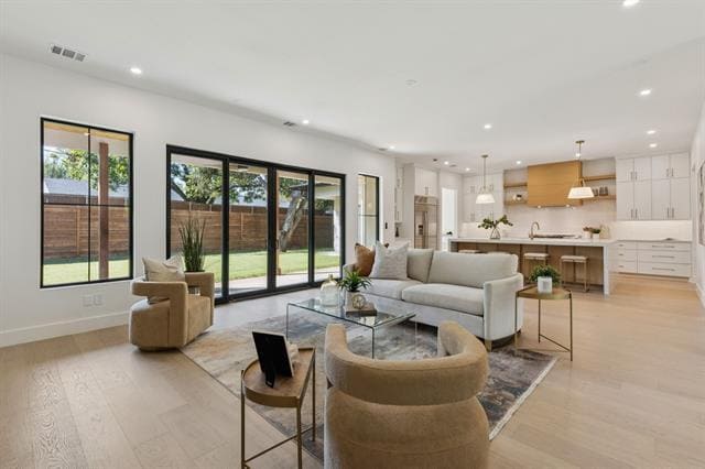 Building Photo - 3630 Mid Pines Dr