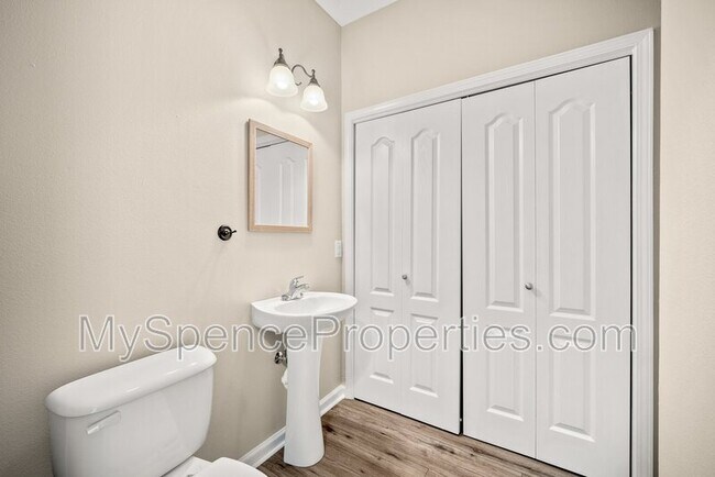 Building Photo - Arbor Lake Drive - 820