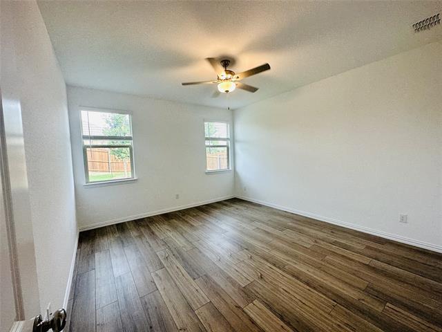 Building Photo - 8112 Green Heron Dr
