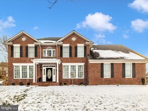 Building Photo - 2422 Cobblestone Way