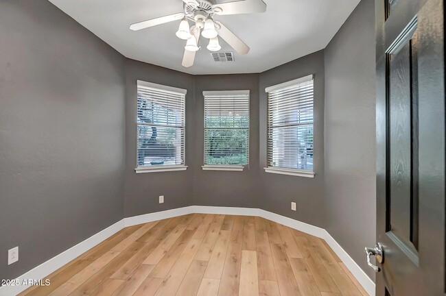 Building Photo - 4512 W Stoneman Dr