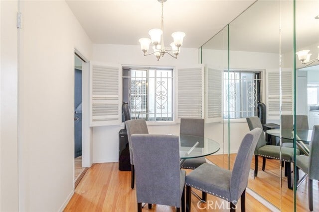 Building Photo - 204 S Arnaz Dr