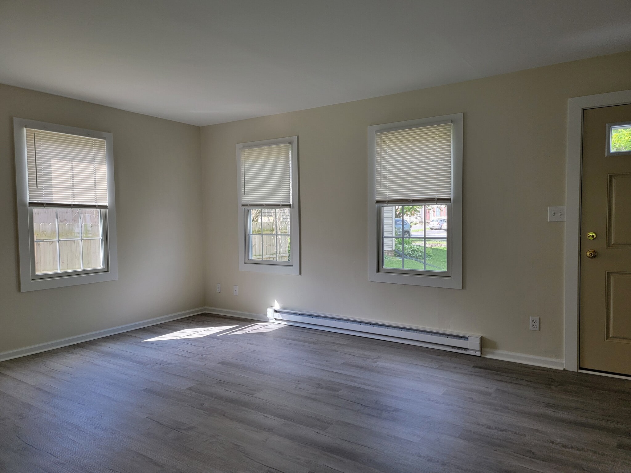 Building Photo - 32 Cranfield Ct